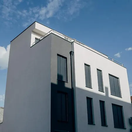 아파트 Hodzic 모스타르