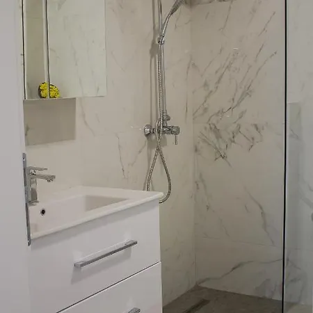 Hodzic * 모스타르